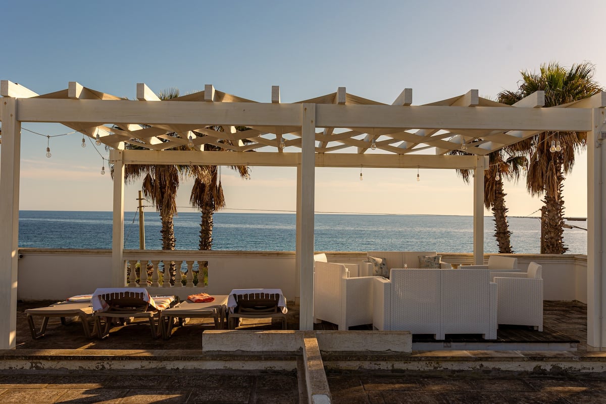 Pool villa near the coast at Capilungo photo 4